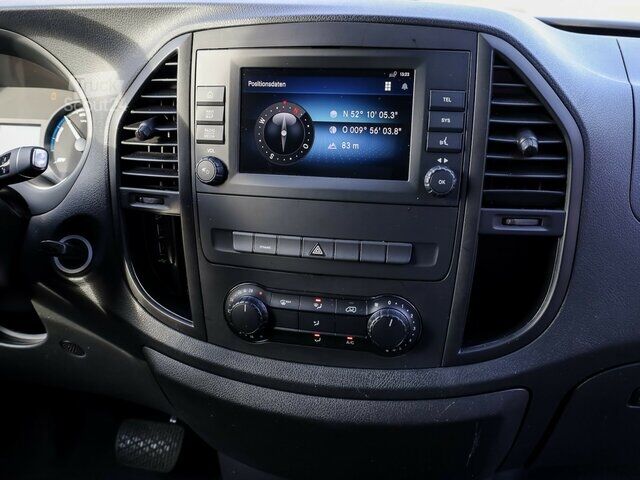 Furgone Mercedes-Benz eVito 111 KA,lang,3 Sitzer,Klima,Kamera