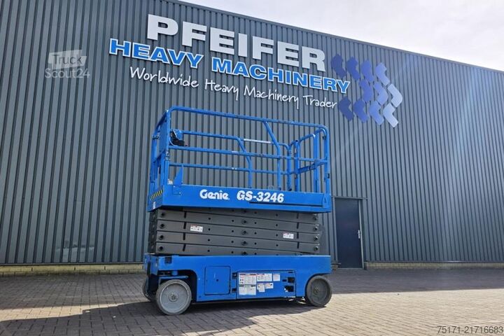 Ollós emelő Genie GS3246 Electric, Working Height 11.75 m, 318kg Cap