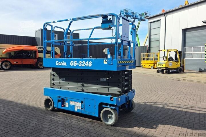 Ollós emelő Genie GS3246 Electric, Working Height 11.75 m, 318kg Cap