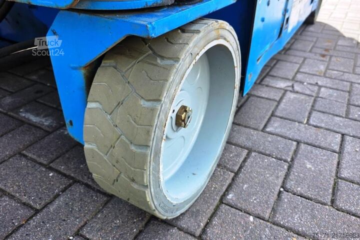 Ollós emelő Genie GS3246 Electric, Working Height 11.75 m, 318kg Cap