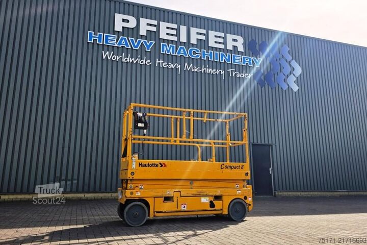Podnośnik nożycowy Haulotte Compact 8 Electric, 8.2m Working Height, 350kg Cap