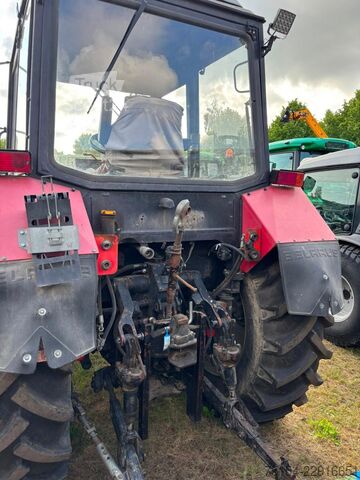 Traktor Belarus MTS 952 + FL Stoll