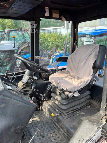 Traktor Belarus MTS 952 + FL Stoll