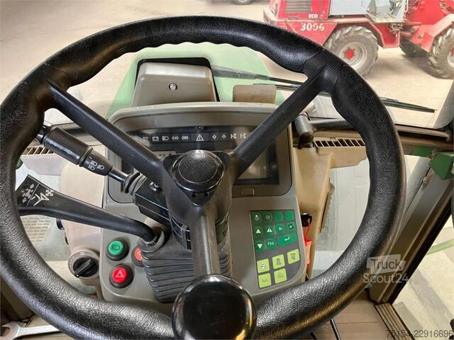 Traktori Fendt 712 Vario