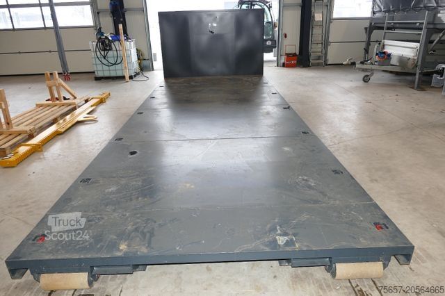 Žemagrindė platforma priekaba  Abrollcontainer - Plattform