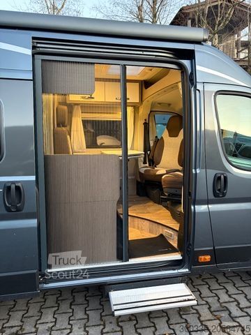 Kastenwagen Wohnmobil / Campervan PÖSSL Roadcruiser - CSL Munich Edition