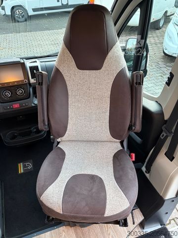 Автодім PÖSSL Roadcruiser - CSL Munich Edition