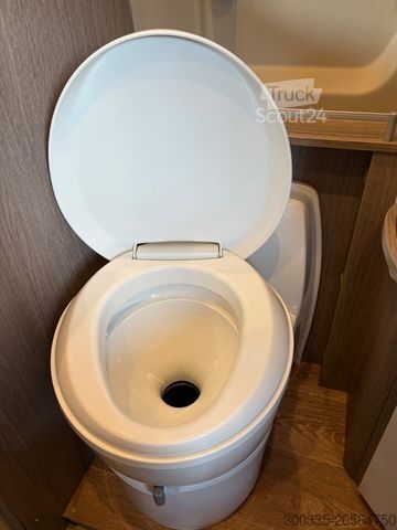 Husbil PÖSSL Roadcruiser - CSL Munich Edition