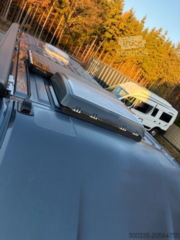 Avtodom PÖSSL Roadcruiser - CSL Munich Edition