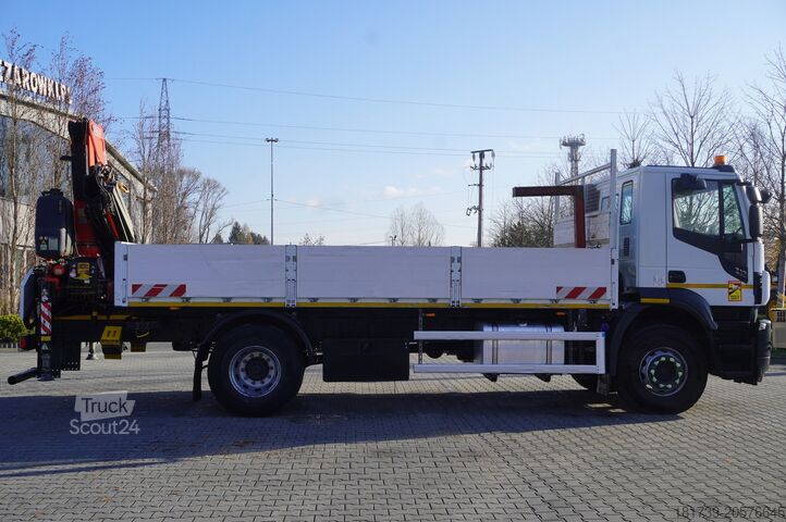 платформени камиони Iveco Stralis X-Way 310 4x2 E6 / Fassi F155