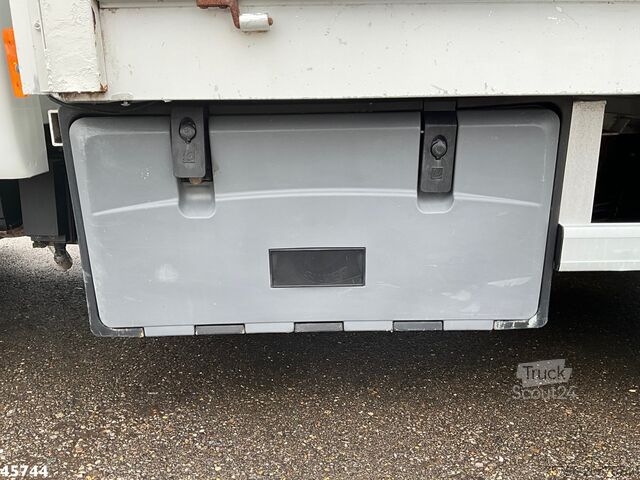 Tipper Nissan Cabstar 45.14 kipper Manual Just 101.549 km!