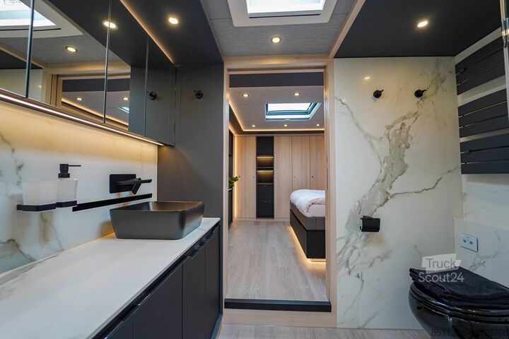 Tovorni avtodom Mercedes-Benz Actros STX 3 POP Out