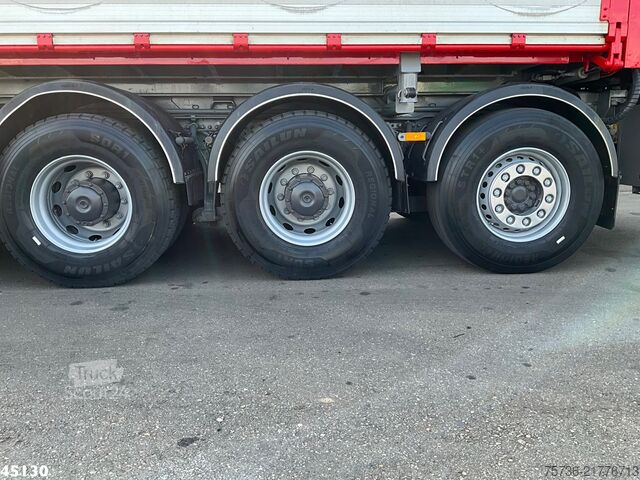 Volquete con grúa Mercedes-Benz Arocs 3263 8x4 Euro 6 Hiab 37 Tonmeter laadkraa...