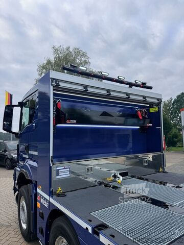 Odťahové vozidlo MAN TGS 35.540  Maschinentransporter mit Rampen