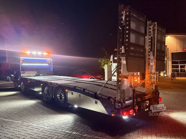 Odťahové vozidlo MAN TGS 35.540  Maschinentransporter mit Rampen