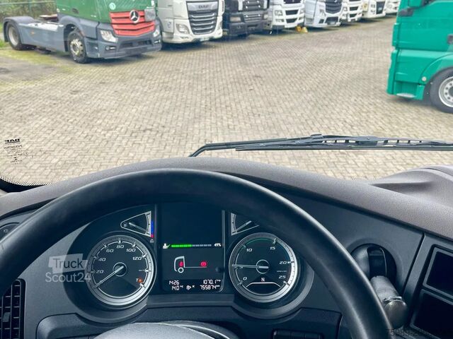 Estándar-SZM DAF XF 530 PARKING CLIMA, FRIGO