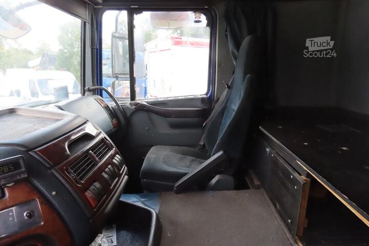 Estándar-SZM DAF XF 530 type E4, Manual!!!