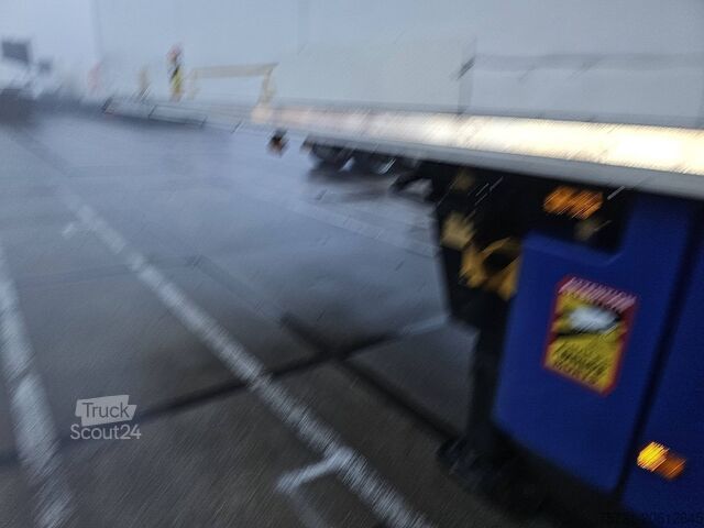 Soğutmalı/dondurulmuş taşıma SCHMITZ SCB*S3B