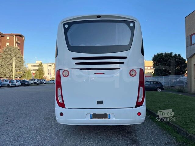 Touringcar Irizar i6