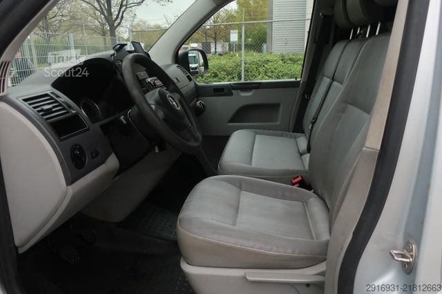 Umpikorja-auto VOLKSWAGEN T5 Transporter Kasten 4Motion/Klima/AHK/ Nr. 275