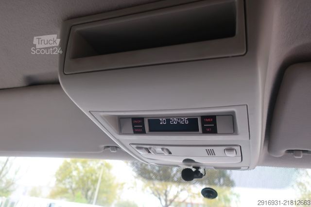 Umpikorja-auto VOLKSWAGEN T5 Transporter Kasten 4Motion/Klima/AHK/ Nr. 275