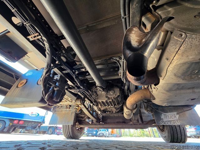 LKW mit Kofferaufbau MERCEDES-BENZ Atego1223 / Ladebordwand