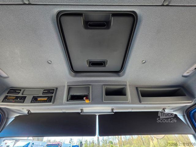LKW mit Kofferaufbau MERCEDES-BENZ Atego1223 / Ladebordwand