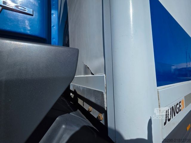LKW mit Kofferaufbau MERCEDES-BENZ Atego1223 / Ladebordwand