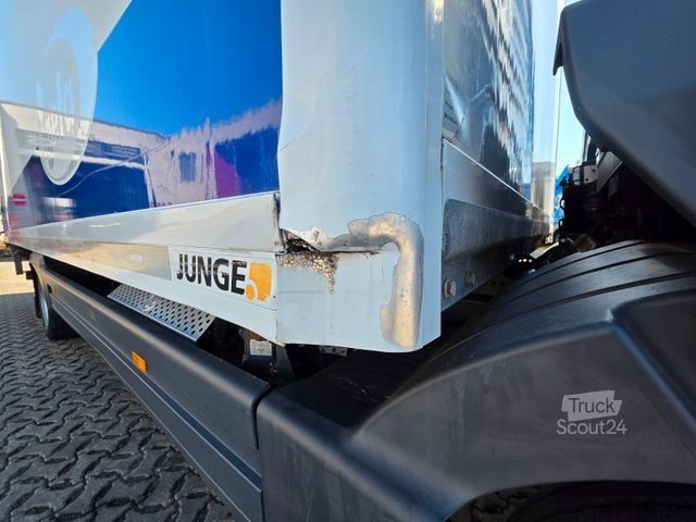 LKW mit Kofferaufbau MERCEDES-BENZ Atego1223 / Ladebordwand