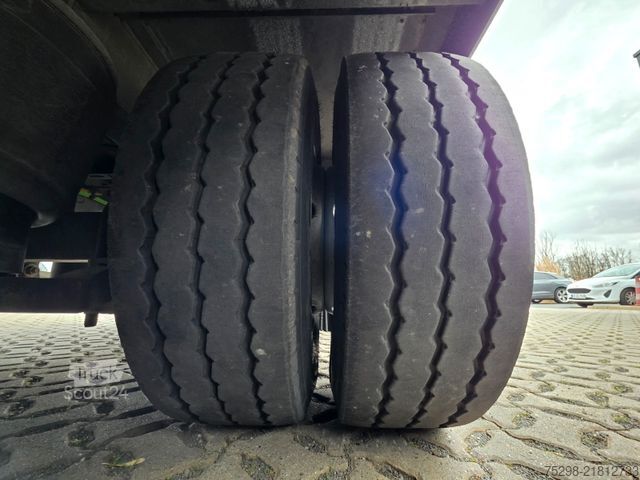 Низкорамный полуприцеп MÖSLEIN STO 3 / Liftachse / Lenkachse