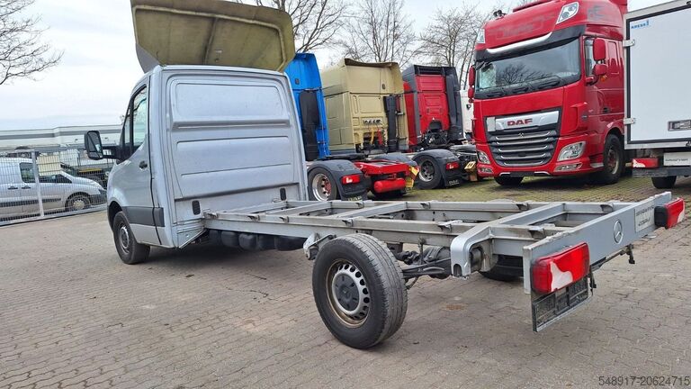 Châssis cabine Mercedes-Benz Fahrgestell 316