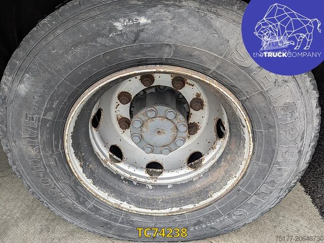 Mala Mercedes-Benz Atego 1221