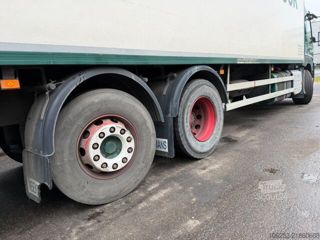 Koffer Volvo FM 330 6x2 CLOSED BOX 9m10 - LIFT + STEERING AX...