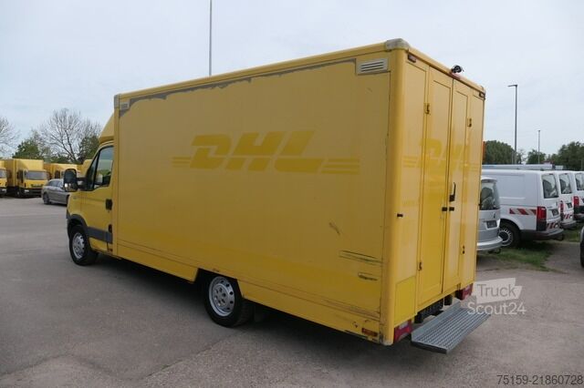 Transporter mit Koffer iveco Daily 35 S11 C30C AUTOMATIK KAMERA Regale LUFT DURCHGANG EURO-5 CoC
