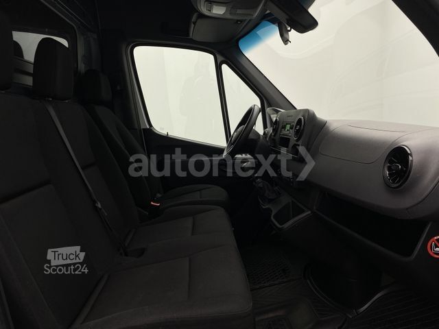 Hög tak skåpbil MERCEDES-BENZ Sprinter 316 CDI *Werkstatt* AHK 3,5t+1.Hand 239