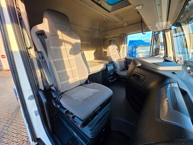 Standard dragbil IVECO Stralis 460 / ZF Intarder