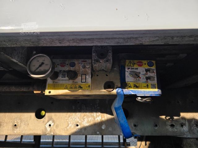 Semi-remorque à plancher roulant KNAPEN K100 / Liftachse