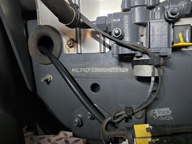 Standard dragbil DAF XF 530 FT / Intarder / 2 Tanks / Stanklima / 6E