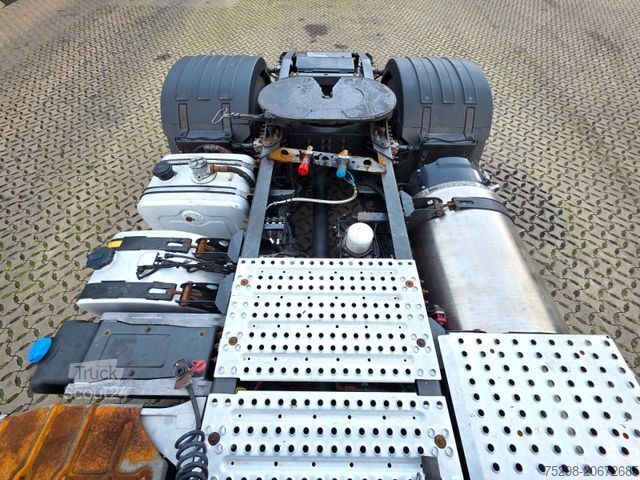 Standard dragbil VOLVO FH 460 / Kipphydraulik / 6D / Gas/Diesel