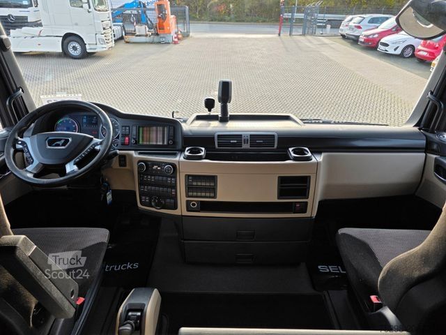 Véhicule tracteur volume MAN TGX 18.500 4X2 LLS-U / 2 Tanks / Xenon