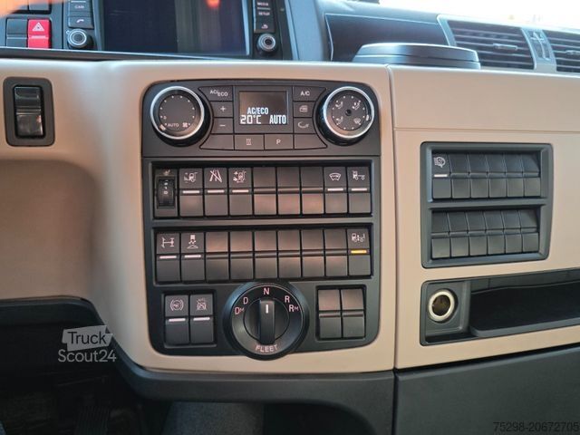 Véhicule tracteur volume MAN TGX 18.500 4X2 LLS-U / 2 Tanks / Xenon