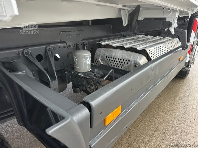 Lastbilsmonterad kran MERCEDES-BENZ 1224 K Atego3 Kipper 3Seiten Hiab 078 HI Duo