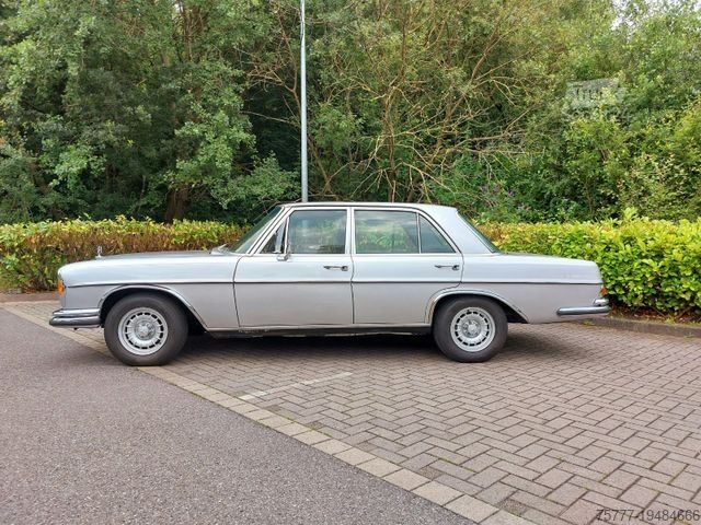 Bestelwagen MERCEDES-BENZ 280 SE 3.5 Limousine W108