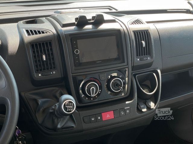 Camper integrado EURAMOBIL IL 655 EB ohne Hubbett**SAT/TV+Solar*