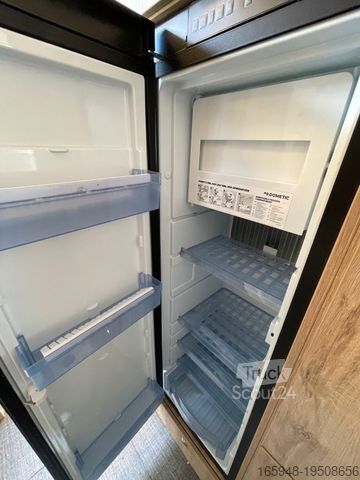 Camper integrado EURAMOBIL IL 655 EB ohne Hubbett**SAT/TV+Solar*