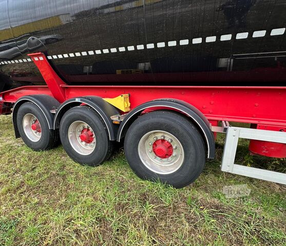 Silo semitrailer FELDBINDER 334C 15 A-1-1-40 Silo tank/66 m3/20units