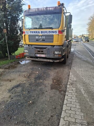Tipper truck MAN TGA 18