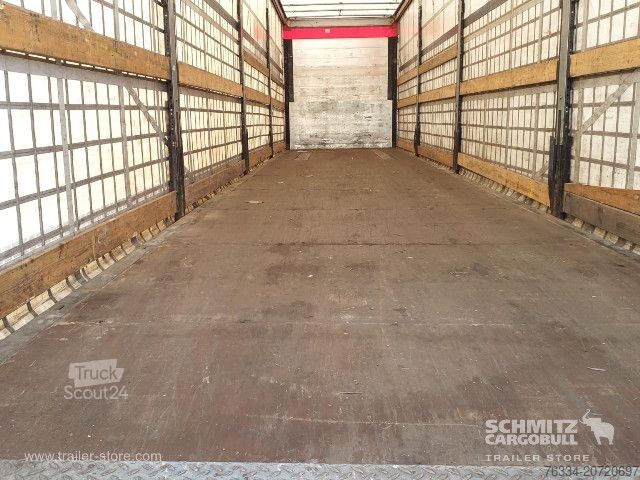 Отворено полуремарке с брезент Schmitz Cargobull Semitrailer Curtainsider Standard