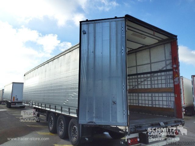 Отворено полуремарке с брезент Schmitz Cargobull Semitrailer Curtainsider Standard