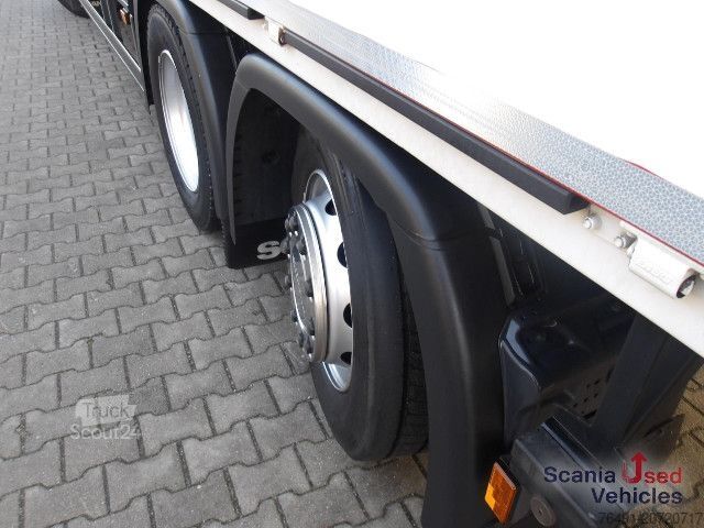 LKW mit Getränkeaufbau Scania P 320 B6x2*4NB / EWERS Schwenkwandaufbau